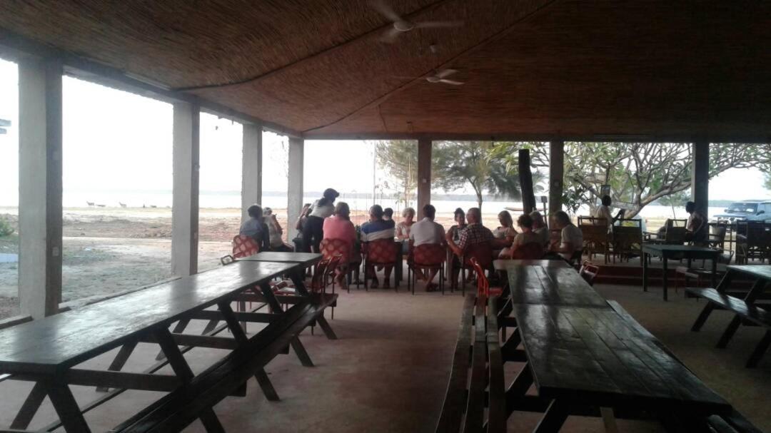 Отель Tendaba Camp Экстерьер фото